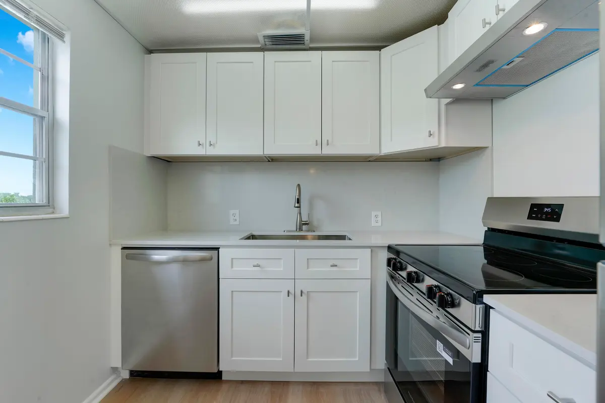 House-10 at 290 Dorset G, Boca Raton