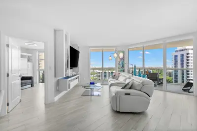 347 N New River Drive 1403, Fort Lauderdale – Condominium for sale