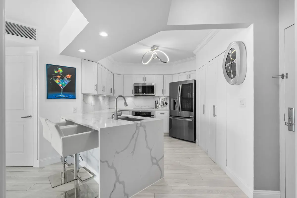 7-web-or-mls-A7R02098 copy at 347 N New River Drive 1403, Fort Lauderdale