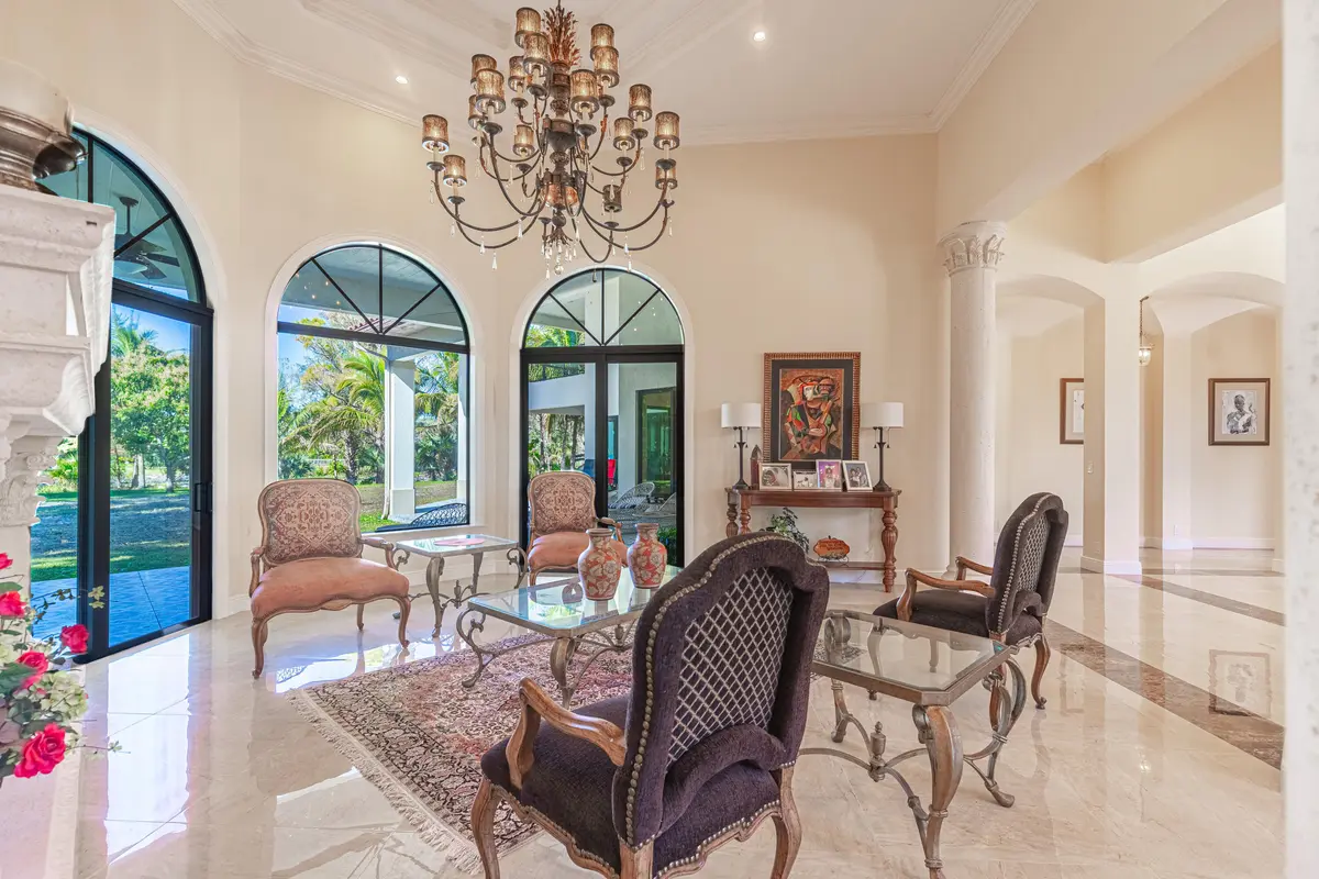 formal dining at 2943 B Road, Loxahatchee Groves