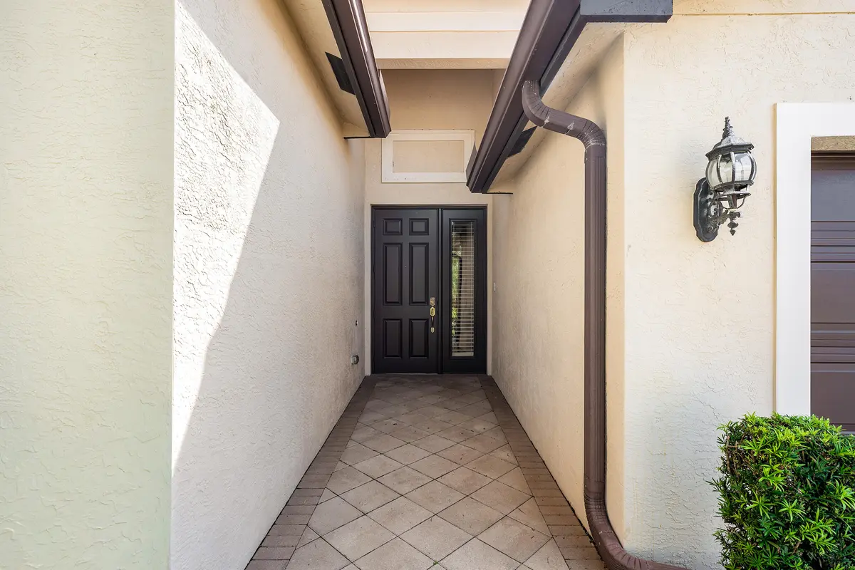 Entryway at 8711 Sunbeam Mountain Terrace, Boynton Beach