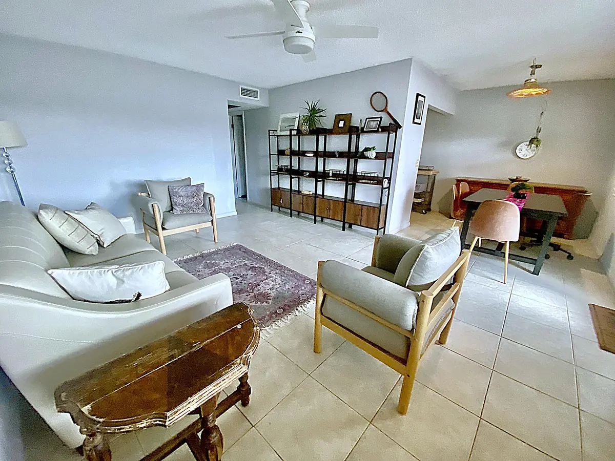 LR+DR at 27 RICHMOND D Crescent, Deerfield Beach