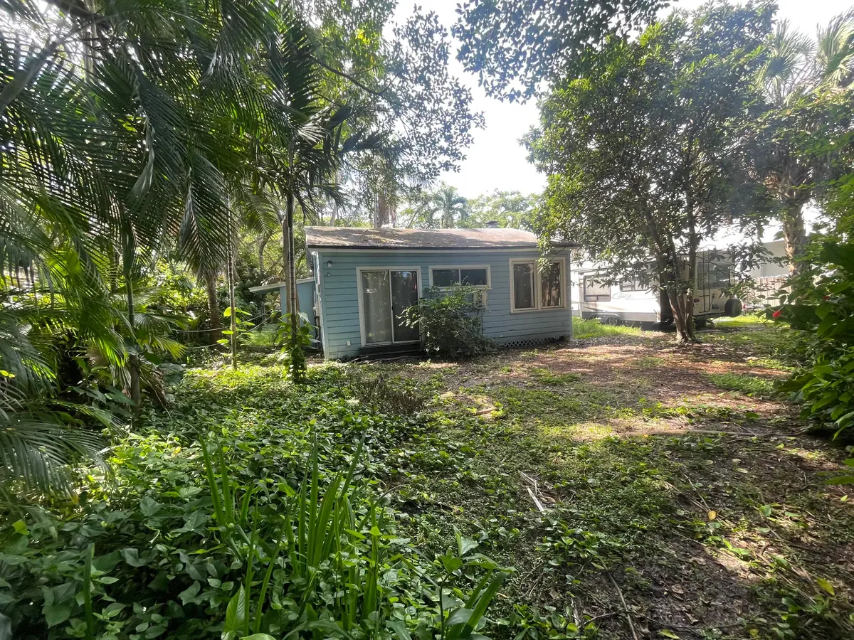 IMG_3773 at 2208 SW 18TH Avenue, Fort Lauderdale