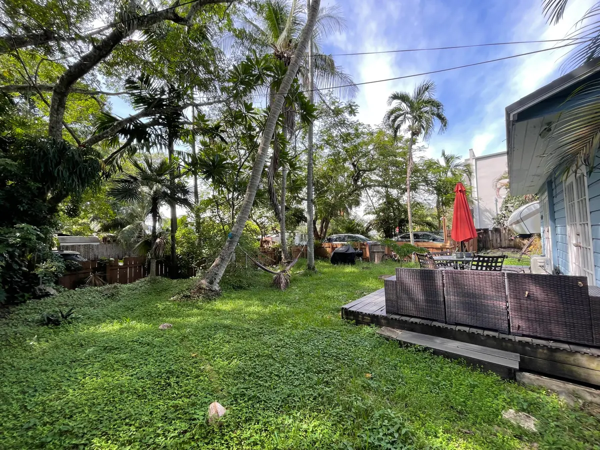 IMG_3802 at 2208 SW 18TH Avenue, Fort Lauderdale