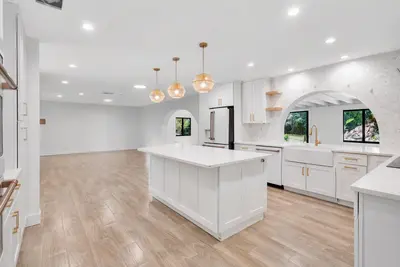 10751 SW 25th Street, Davie – Single Family Residence for sale