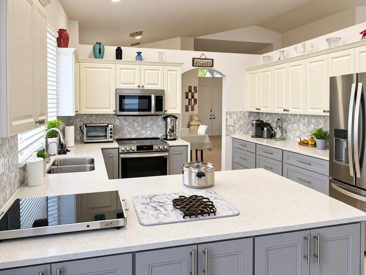 f36672b0-74bd-4e5b-b83d-bdb1e7550aa3 at 10081 DIAMOND LAKE Drive, Boynton Beach