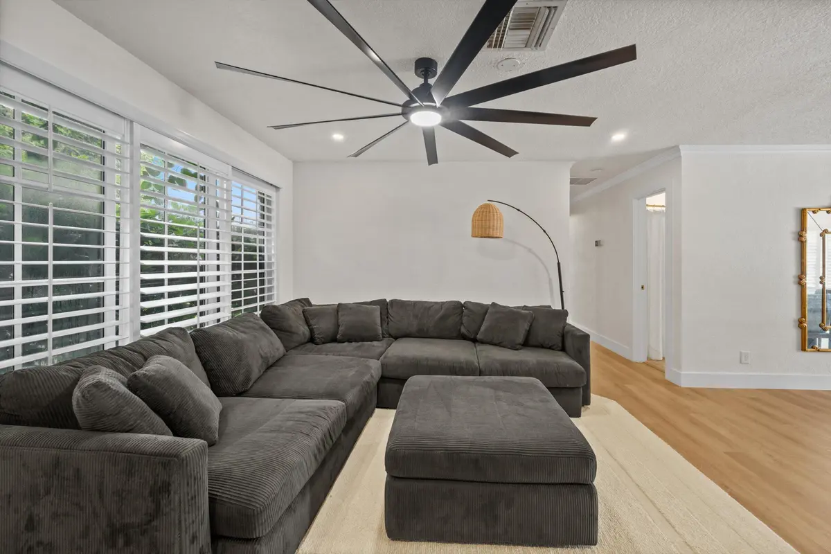 160 SE 9th Street, Pompano at 160 SE 9TH Street, Pompano Beach