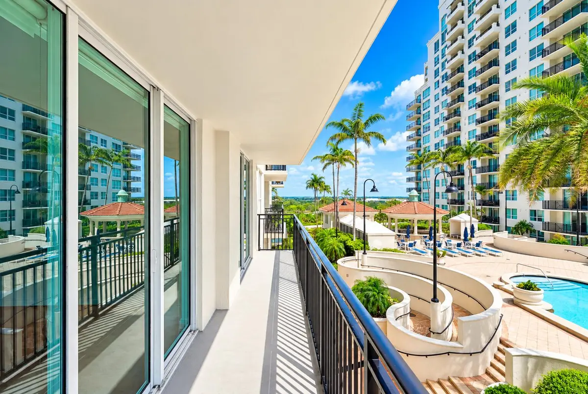 DOUBLE LENGTH - Balcony View at 600 W Las Olas Boulevard 905s, Fort Lauderdale