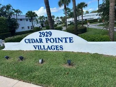 2929 SE OCEAN Boulevard 113-4, Stuart – Condominium for sale