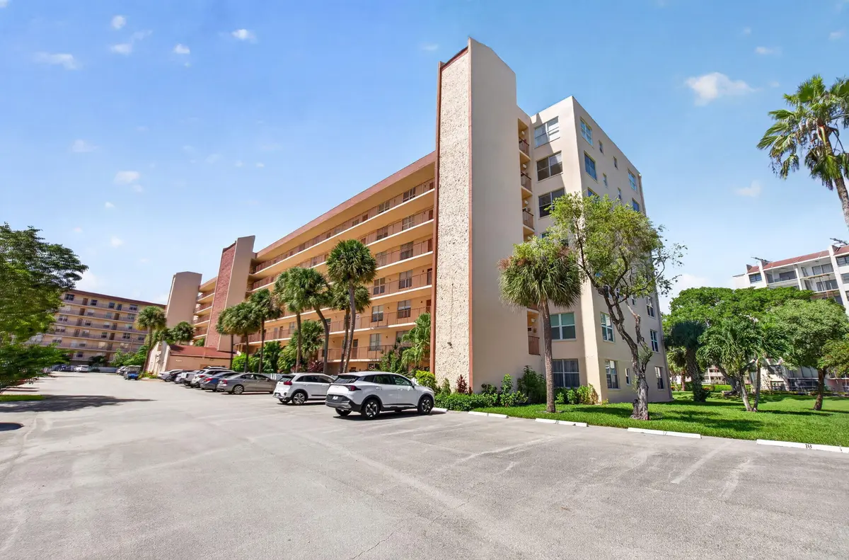 1-web-or-mls-DSC_4307 at 14527 BONAIRE Boulevard 110, Delray Beach