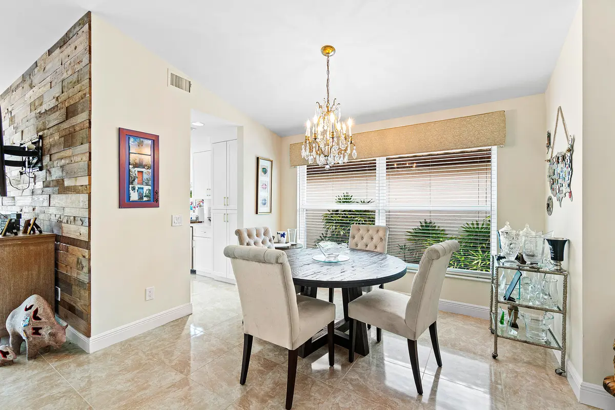 Dining Area at 11270 Cloverleaf Circle, Boca Raton