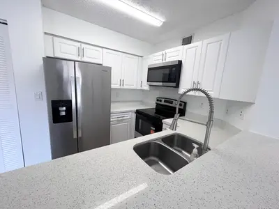771 N PINE ISLAND Road 308, Plantation – Condominium for rent