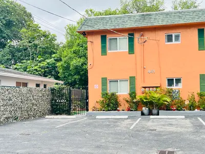 441 NW 7TH 1, Fort Lauderdale – Apartment for rent