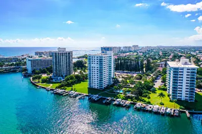 875 E CAMINO REAL 7E, Boca Raton – Condominium for sale