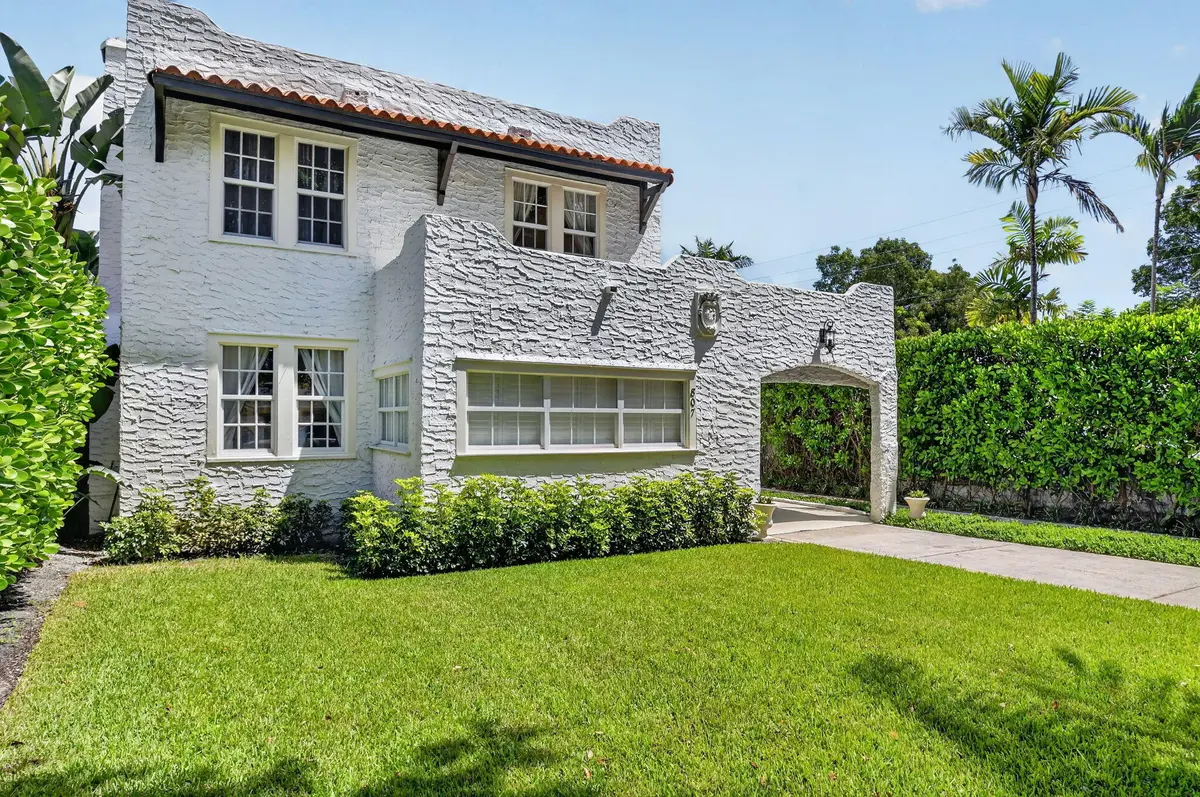 3-web-or-mls-DSC_4073 at 807 Ardmore Road, West Palm Beach