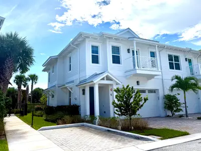 140 Water Pointe Place 12, Jupiter – Townhouse for rent