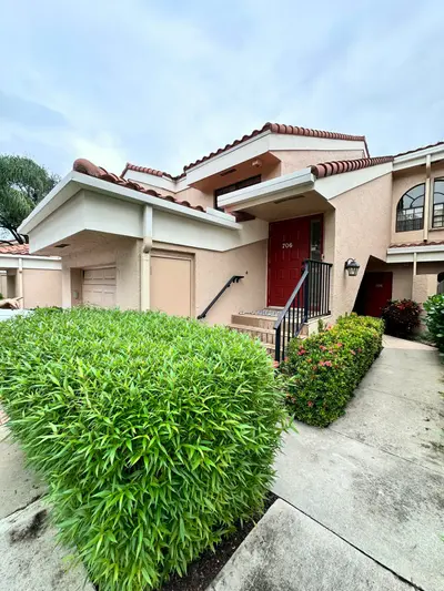 17340 Boca Club Boulevard 706, Boca Raton – Townhouse for rent