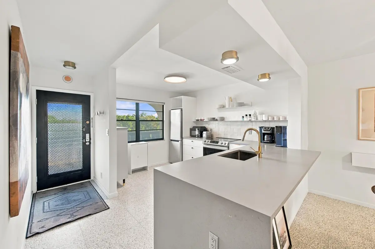 7__dsc4100 at 2305 LUCAYA Lane E4, Coconut Creek
