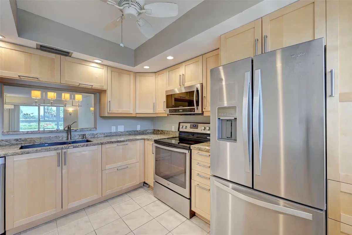 KITCHEN at 4402 MARTINIQUE Court D2, Coconut Creek