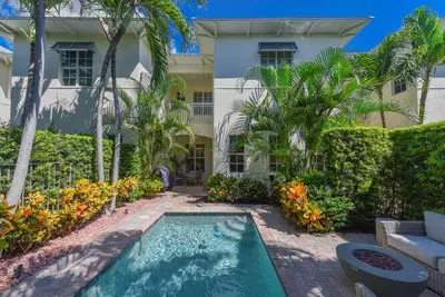 1014 BAY Street, Delray Beach – Townhouse for rent