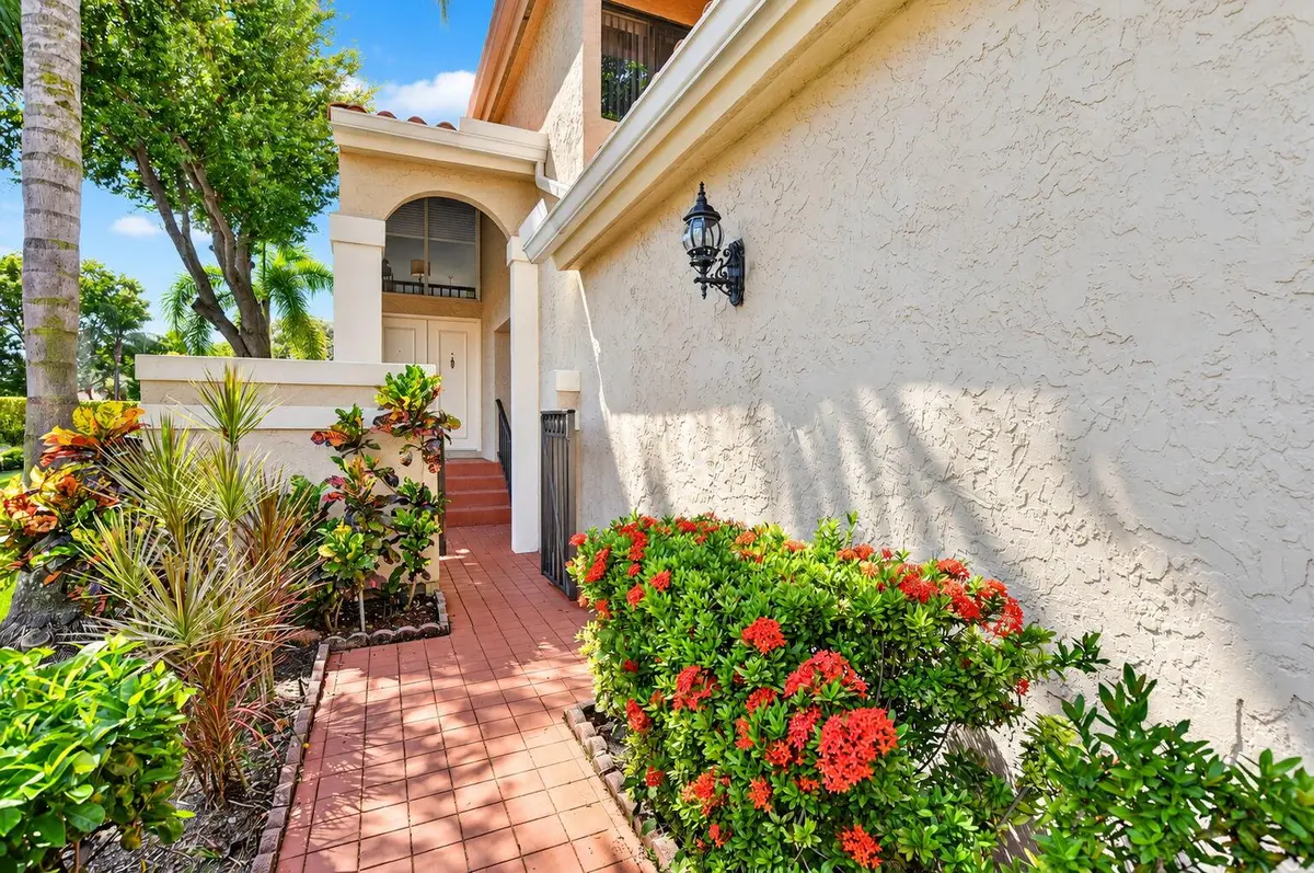 2-web-or-mls-Sunny South Florida Poolsid at 6050 VERDE Trail 401, Boca Raton