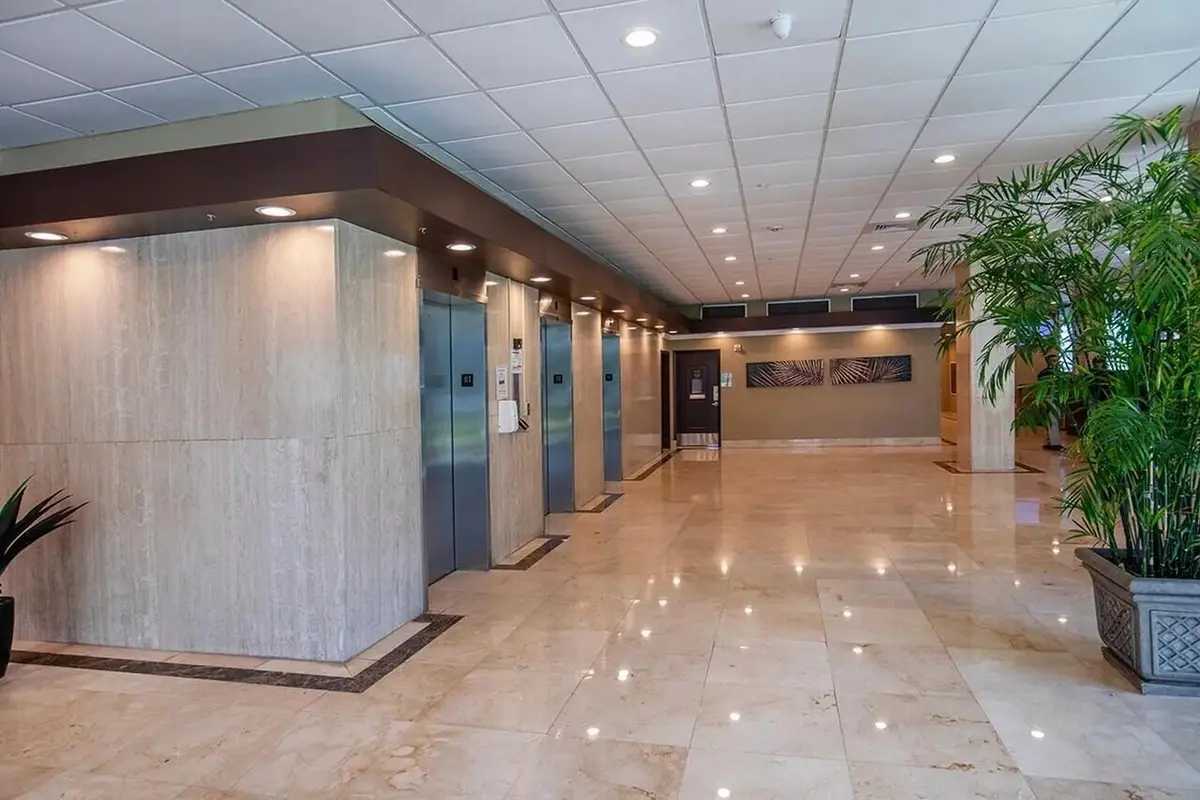 054df352a337188a4226aba5b3010159l-b14855 at 400 KINGS POINT Drive 1426, Sunny Isles Beach