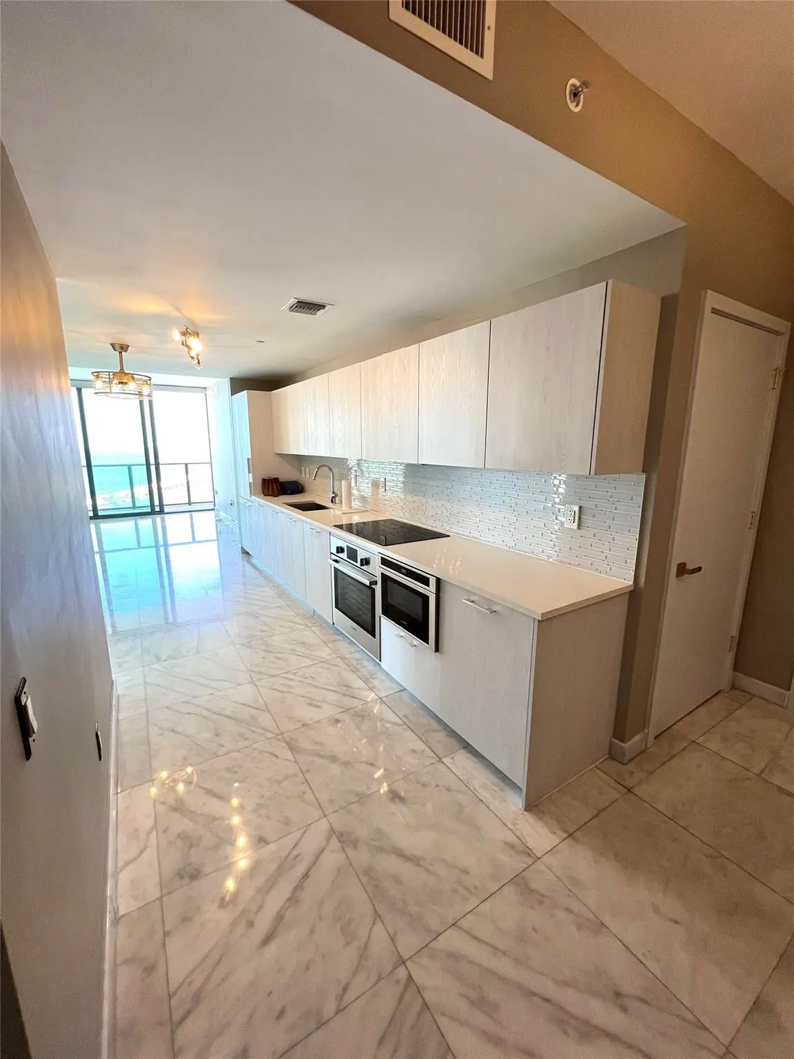 Photo 4 at 501 NE 31ST Street 2701, Miami