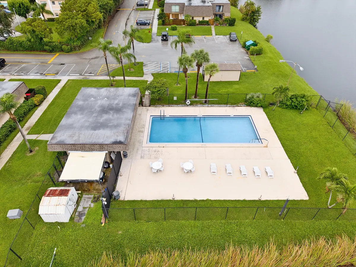Aerial View at 3402 WATERVIEW Circle B, Palm Springs