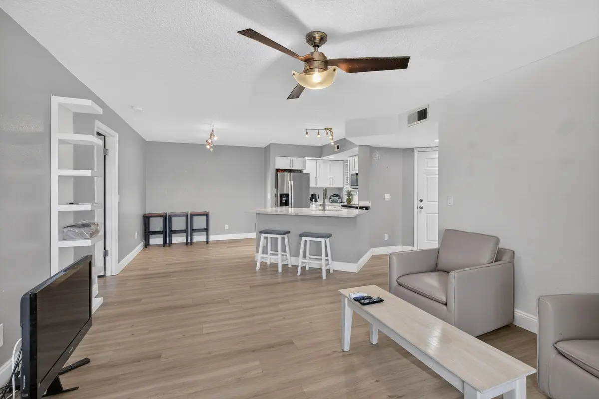 12-web-or-mls-_A7A3897 at 12510 Vista Isles Drive 1212, Sunrise