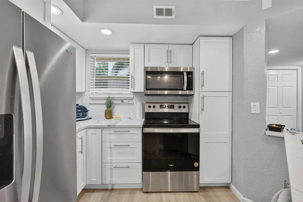 16-web-or-mls-_A7A3917 at 12510 Vista Isles Drive 1212, Sunrise