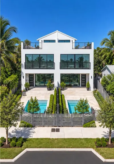 417 NE 2nd Avenue, Fort Lauderdale – Townhouse for sale