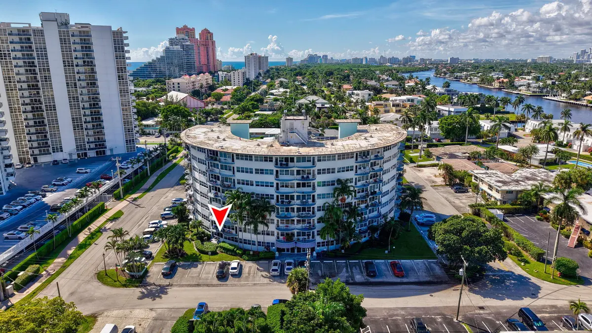 Le Cercle Intracoastal at 3250 NE 28TH Street 104, Fort Lauderdale