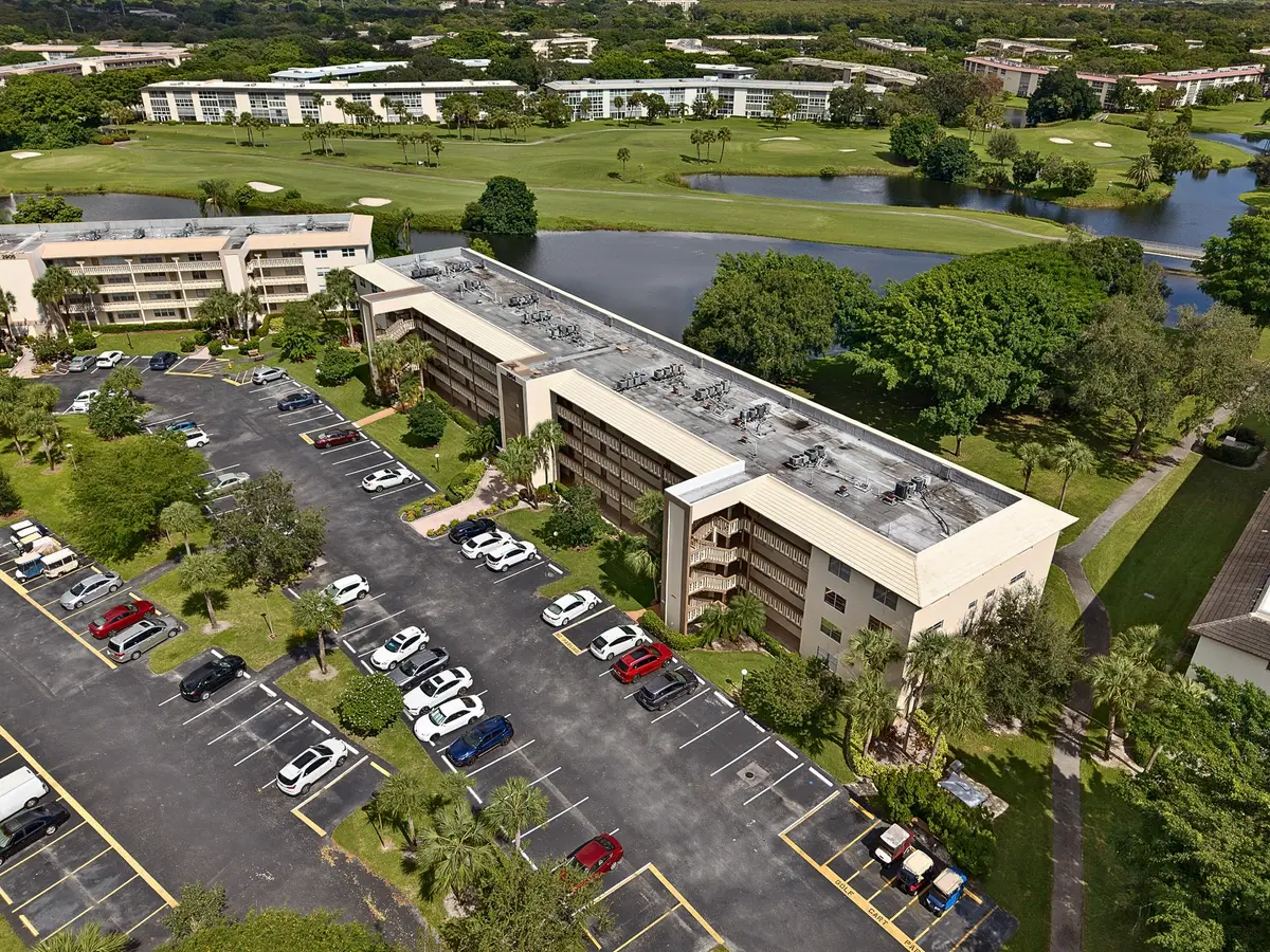 riesgo-4 at 2904 VICTORIA Place A2, Coconut Creek
