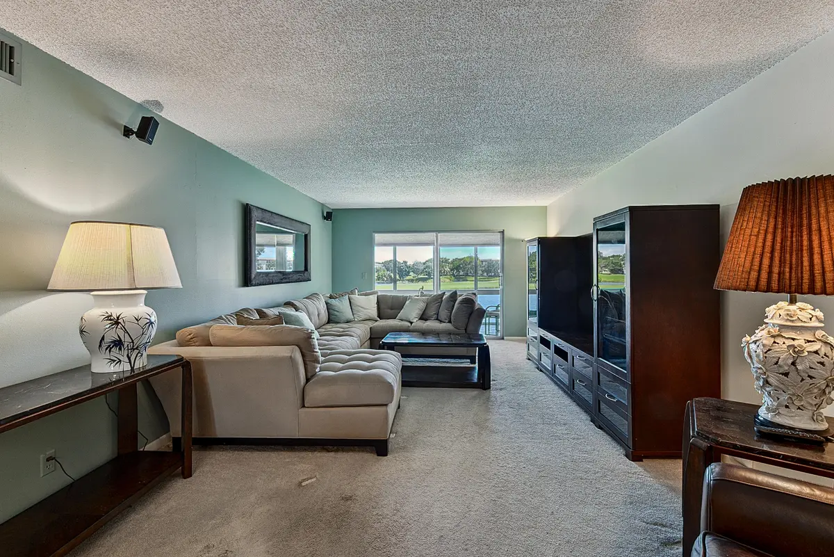 riesgo-21 at 2904 VICTORIA Place A2, Coconut Creek