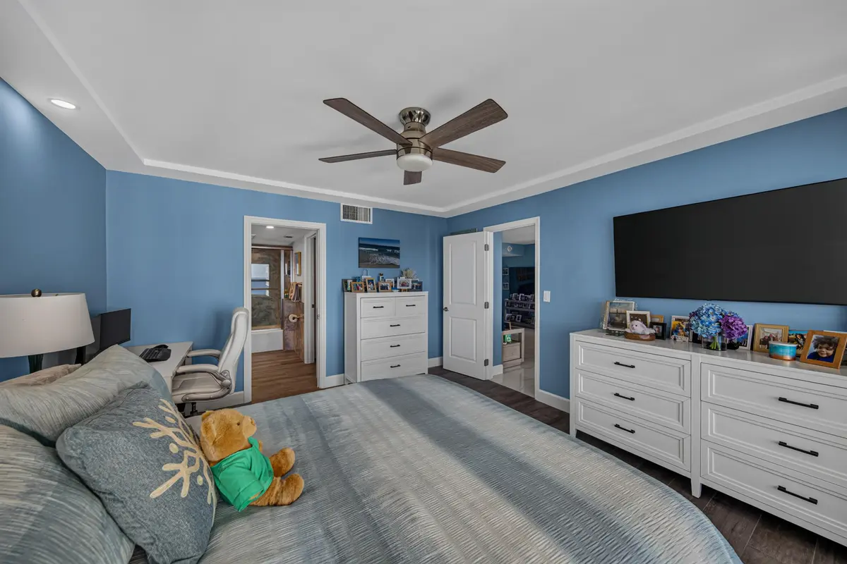 alci-5 at 3900 Galt Ocean Drive 1605, Fort Lauderdale