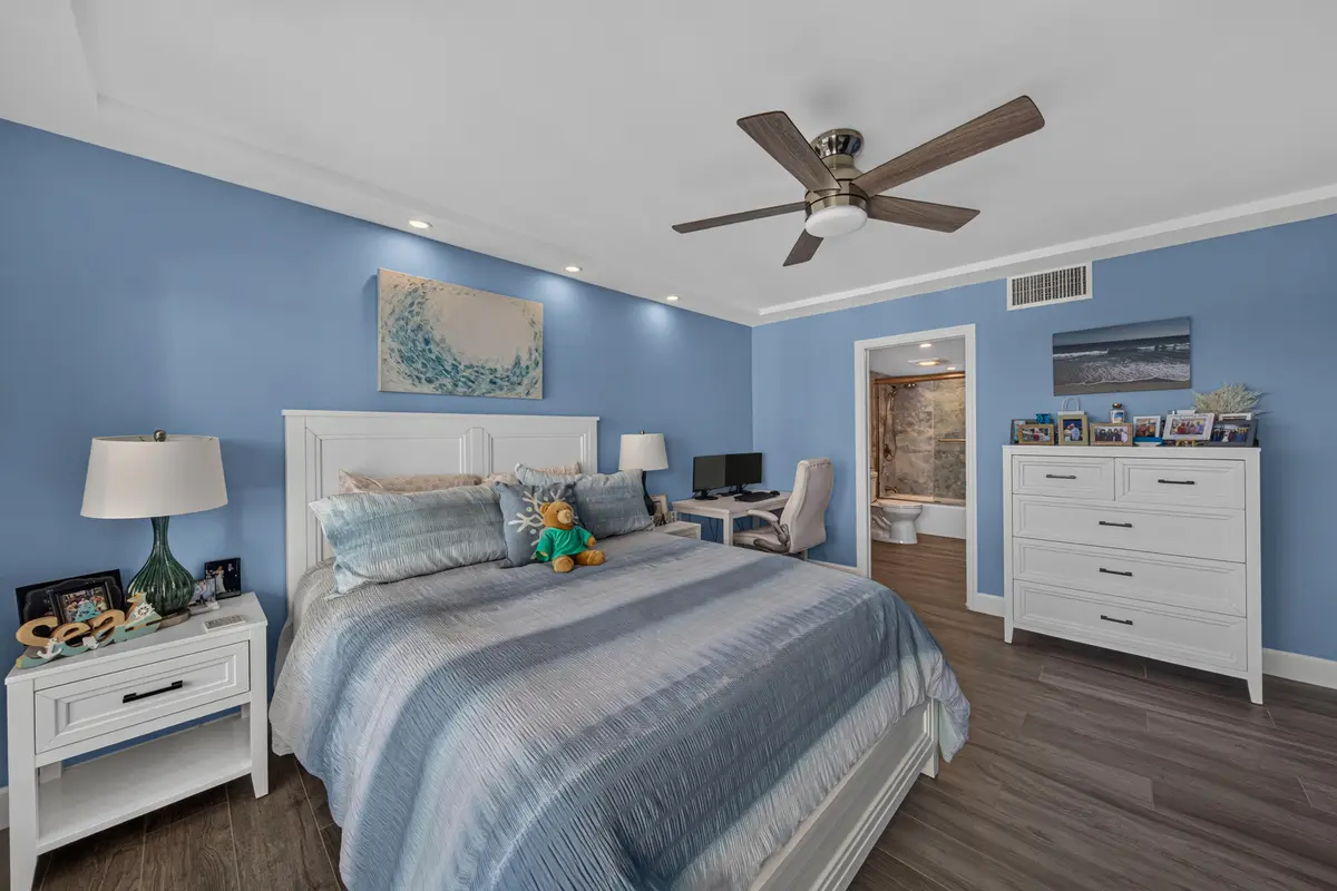 alci-6 at 3900 Galt Ocean Drive 1605, Fort Lauderdale
