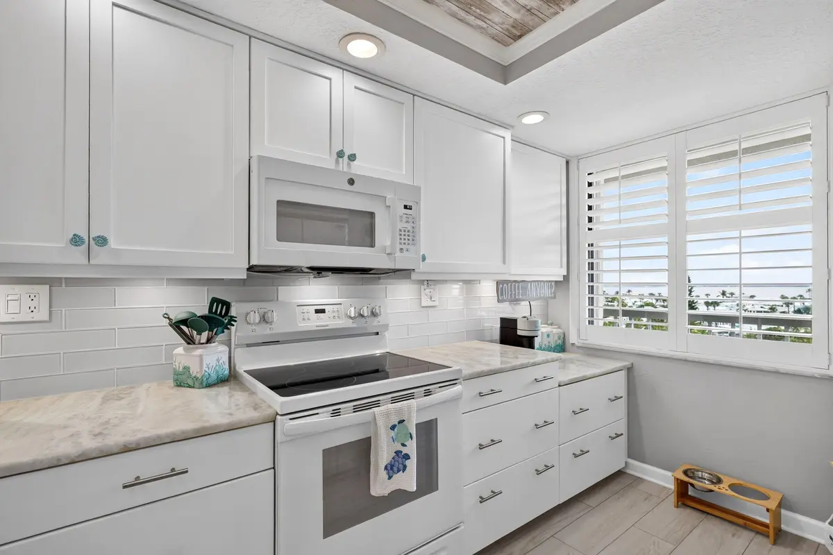 11-web-or-mls-5P1A6837 at 10600 S OCEAN Drive 504, Jensen Beach