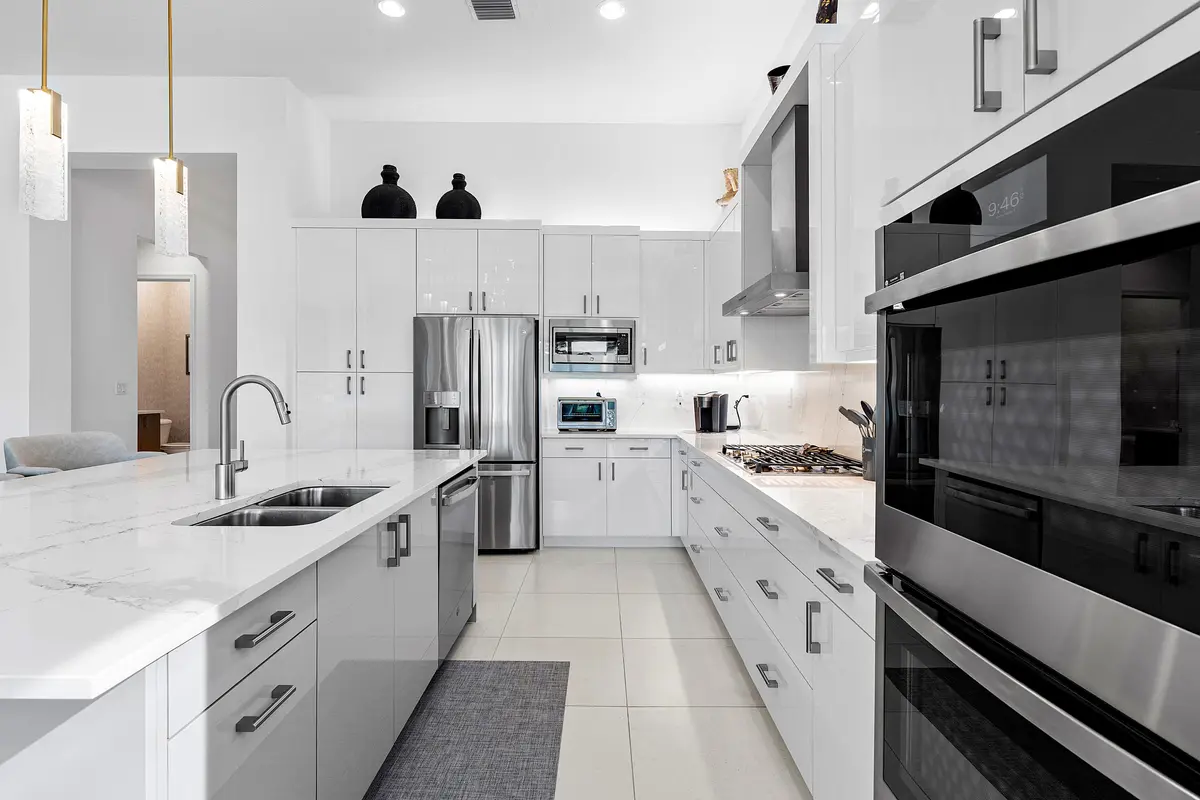 European White Gloss Cabinetry at 9826 Turning Bluff Lane, Boynton Beach