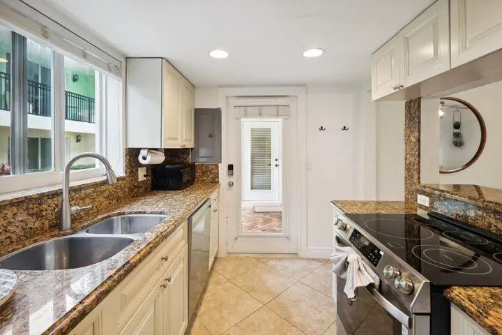 Unit 1 Kitchen at 49 SE 7TH Avenue, Delray Beach