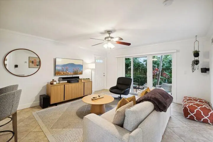 Unit 1 Living Rm at 49 SE 7TH Avenue, Delray Beach