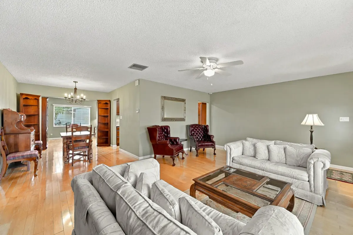 08_stl_8735 at 6706 NW 71ST Court, Tamarac