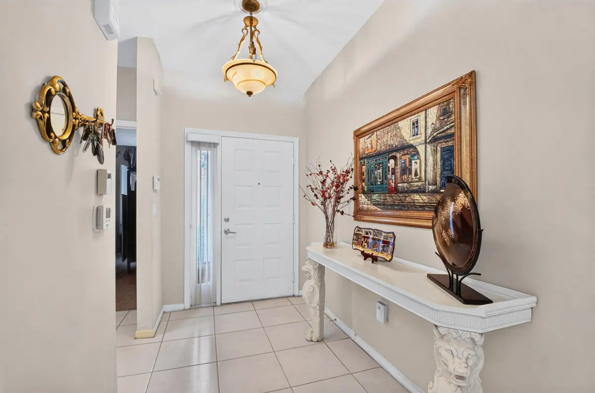 front hallway at 12527 Crystal Pointe Drive C, Boynton Beach