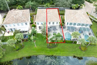 154 SANTA BARBARA Way, Palm Beach Gardens – Townhouse for sale