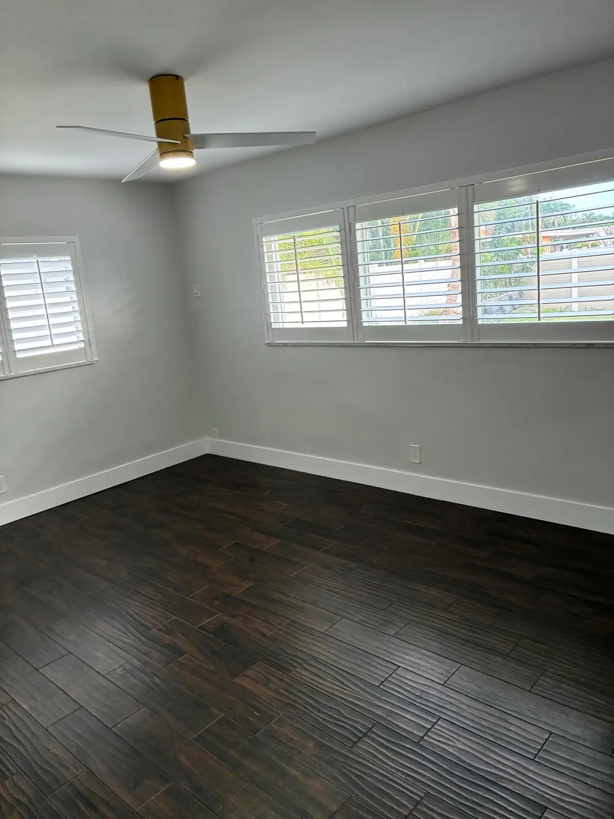 Primary Suite at 1104 SE 14TH Street, Deerfield Beach