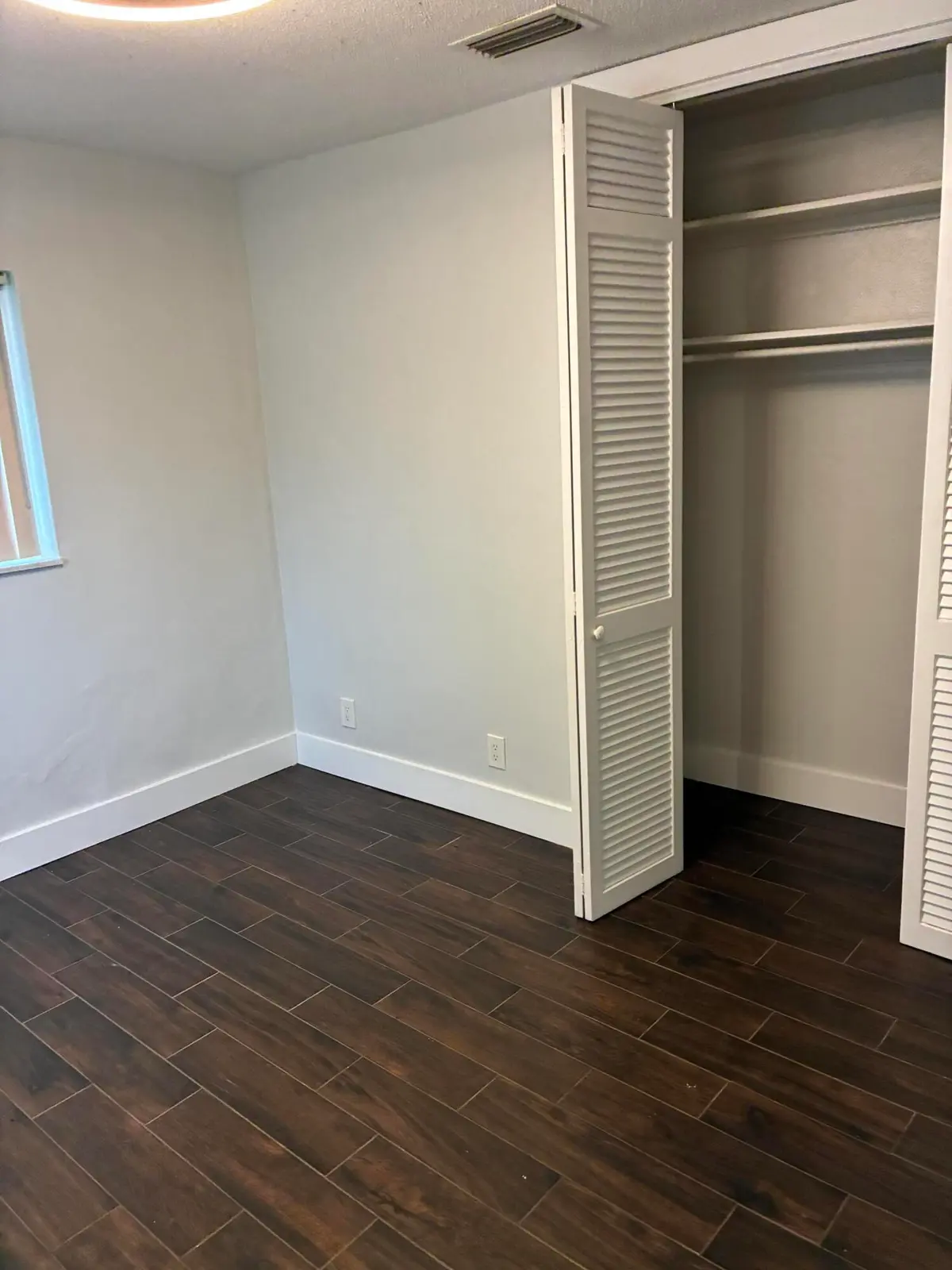 guestroom 2 at 1104 SE 14TH Street, Deerfield Beach