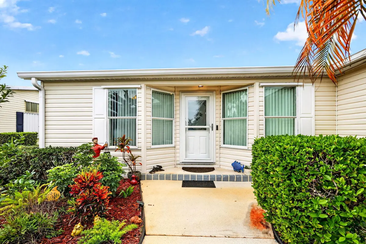 4-web-or-mls-5P1A6413 at 3123 SCARLET TANGER Court, Port St. Lucie