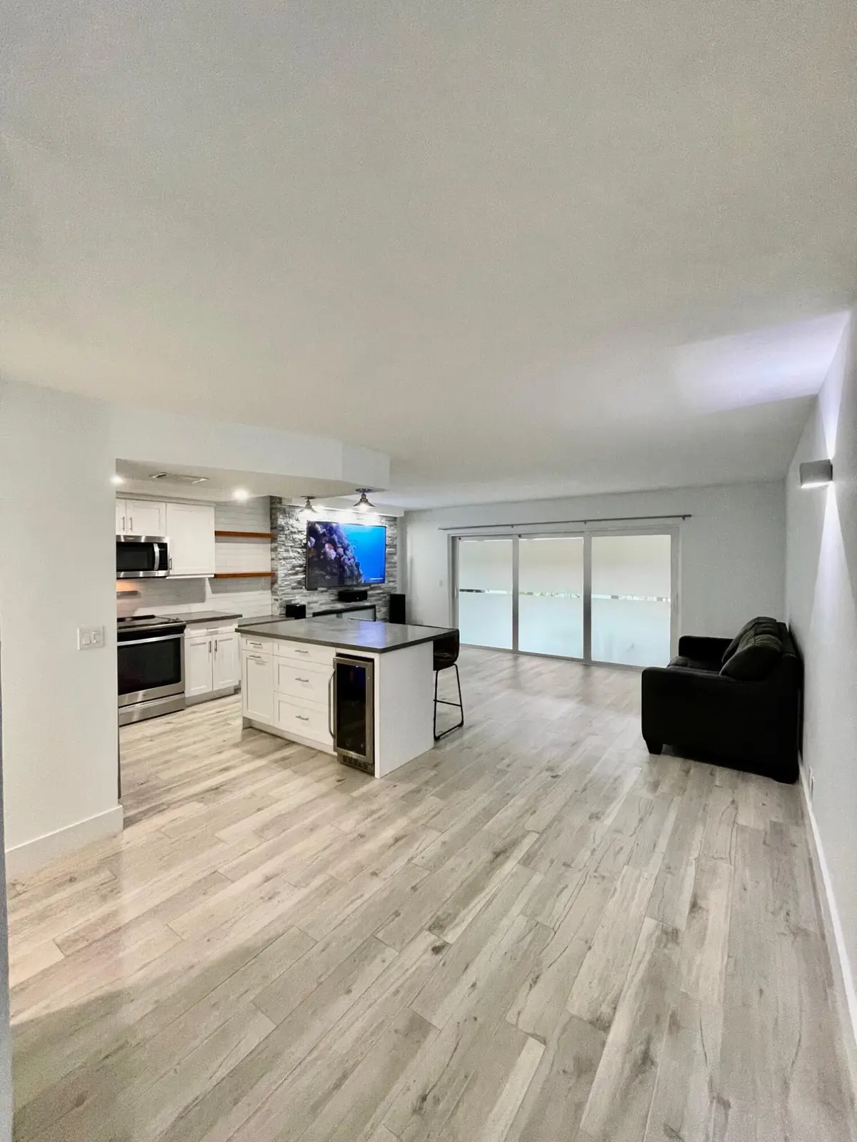Kitchen at 342 Southwind Drive 123, North Palm Beach