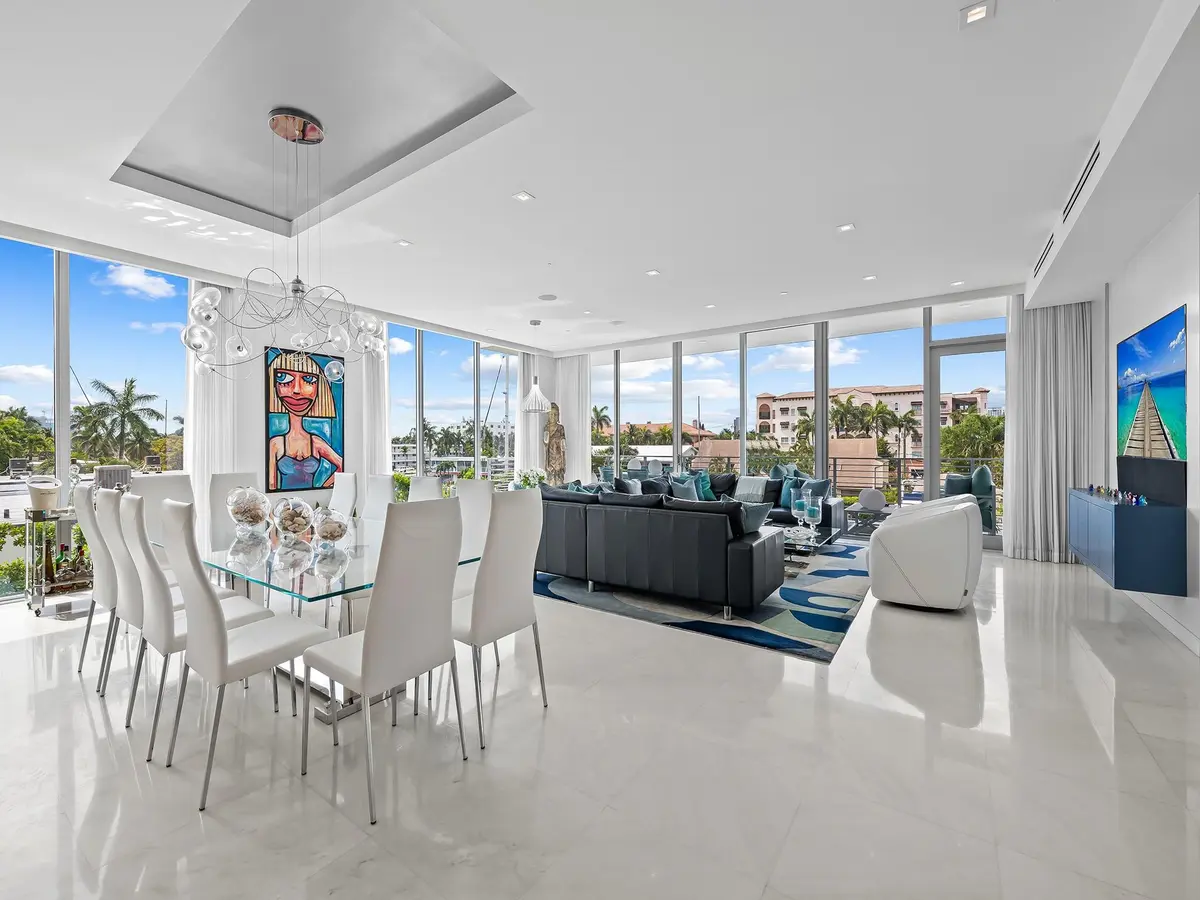 Photo 1 at 21 Isle Of Venice Drive, Fort Lauderdale