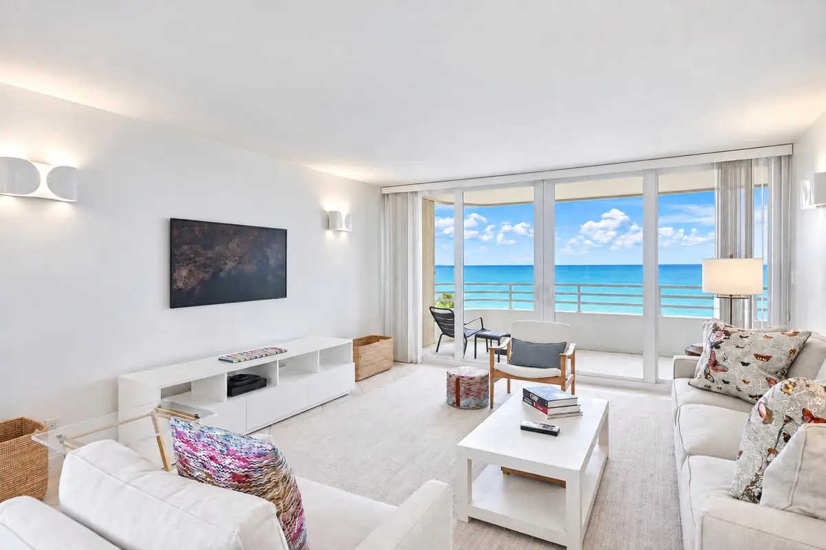 9A9EC391-08BF-4C58-9580-E754F5EF8B64 at 3407 S OCEAN Boulevard 7D, Highland Beach