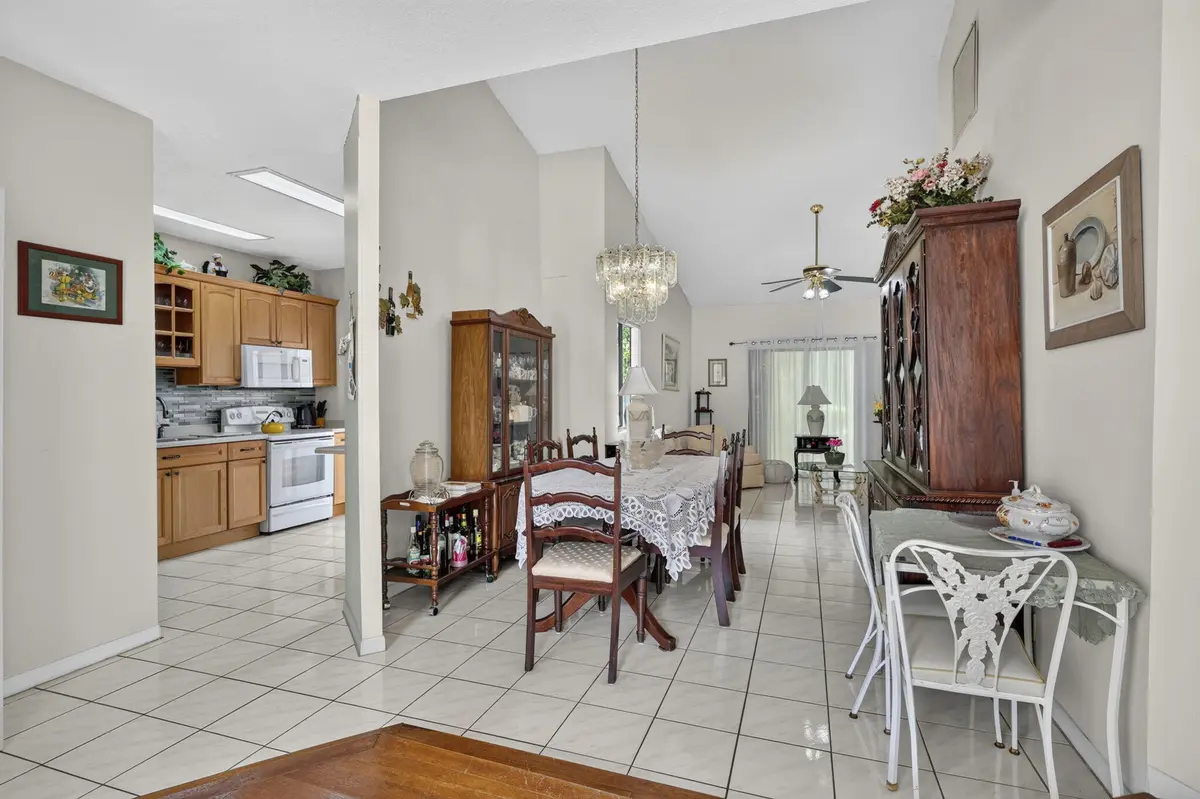 Dining Area at 6181 Country Fair Circle, Boynton Beach